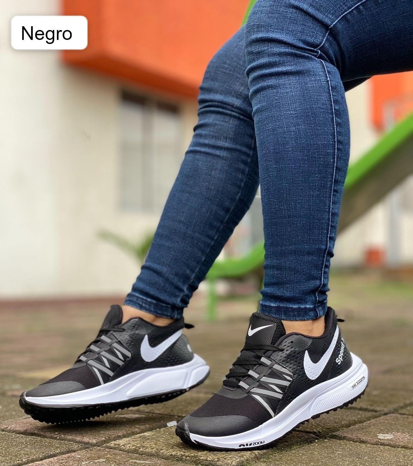 Tenis Nike Zoom Speed X Dama+calcetines